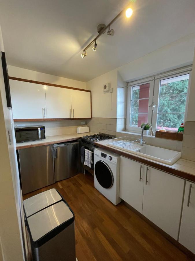 Spacious Flat Opposite The Oval Appartement Londen Buitenkant foto